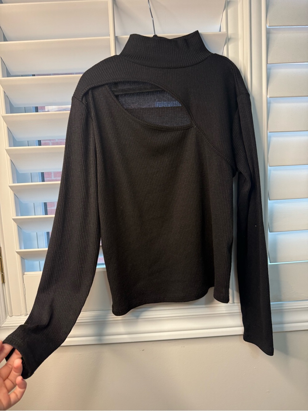 Suzy Shier Black Ribbed Mock Neck Top - Picture 2 of 4